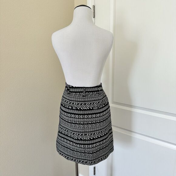 Anthropologie Maeve Black White Tribal Pattern Button Up Mini Skirt US 2 - Picture 5 of 11
